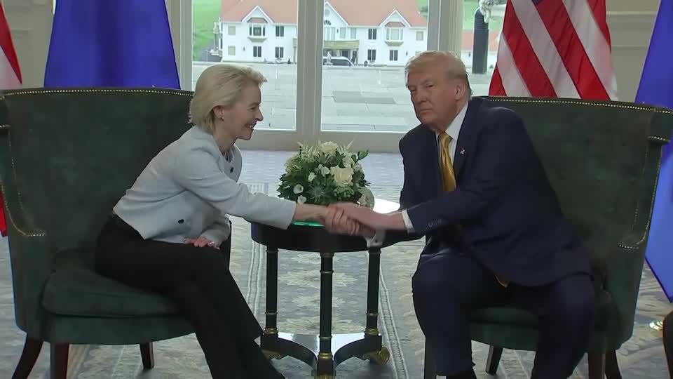 US and EU avert trade war with 15% tariff deal | Reuters