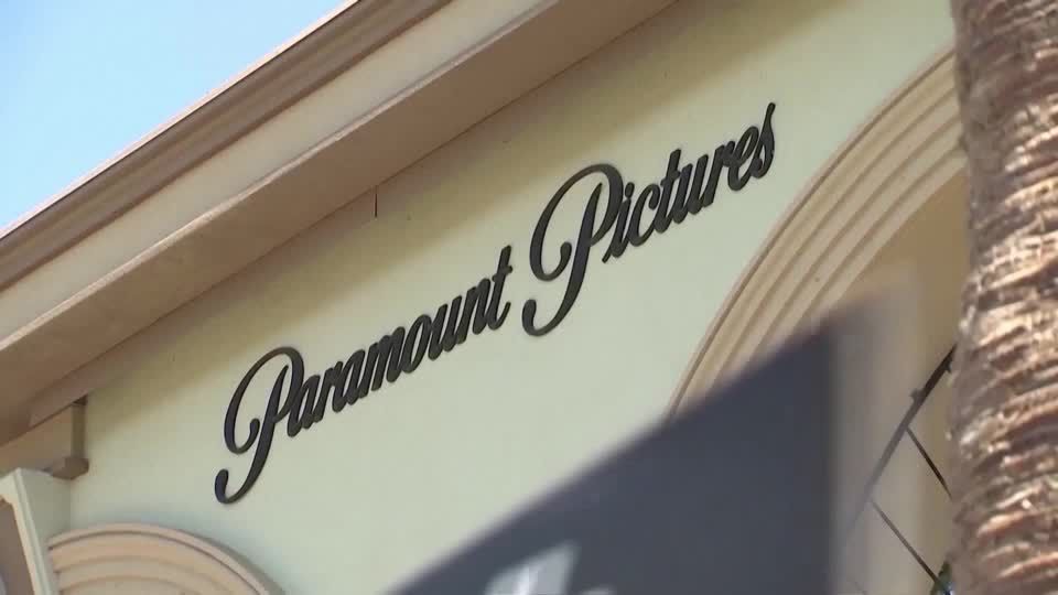 Paramount inks $7.7 billion streaming deal with UFC | Reuters