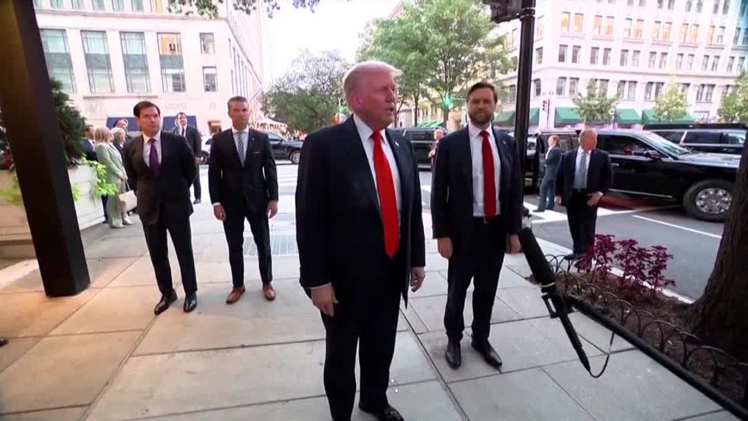 Trump urges EU to impose 100% tariffs on China, India to pressure Putin ...