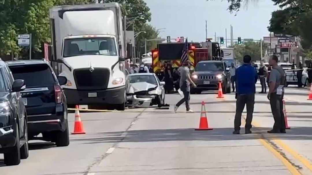 ICE officer kills man in Chicago suburb during arrest attempt | Reuters