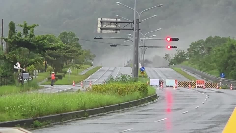 乾燥台地 4枚 ロシア語 MTG 乾燥台地 ロシア語foil Foil】《乾燥台地/