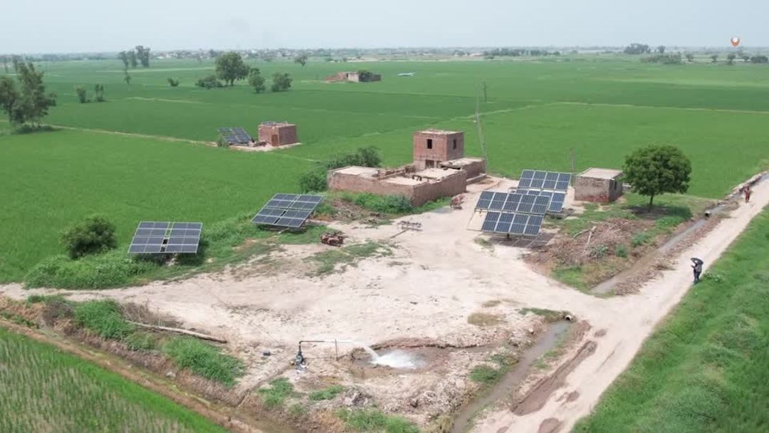 Solar-powered farming is digging Pakistan into a water catastrophe ...