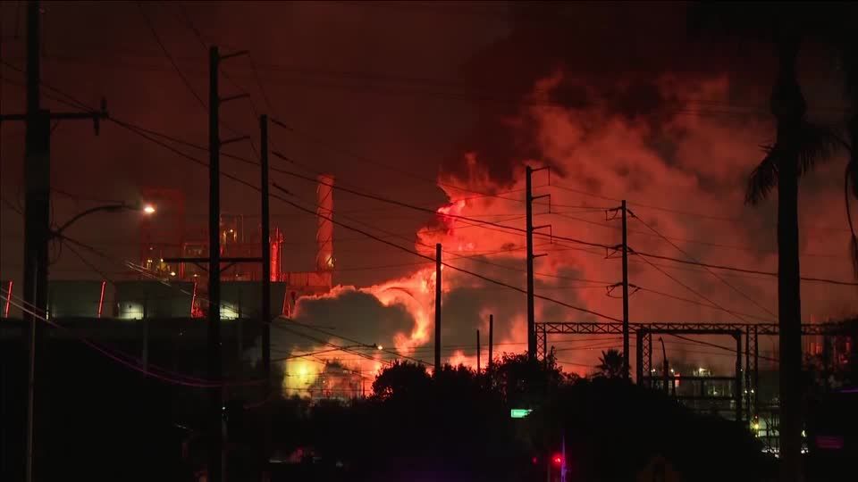 Massive fire erupts in jet fuel unit at Chevron's LA refinery | Reuters