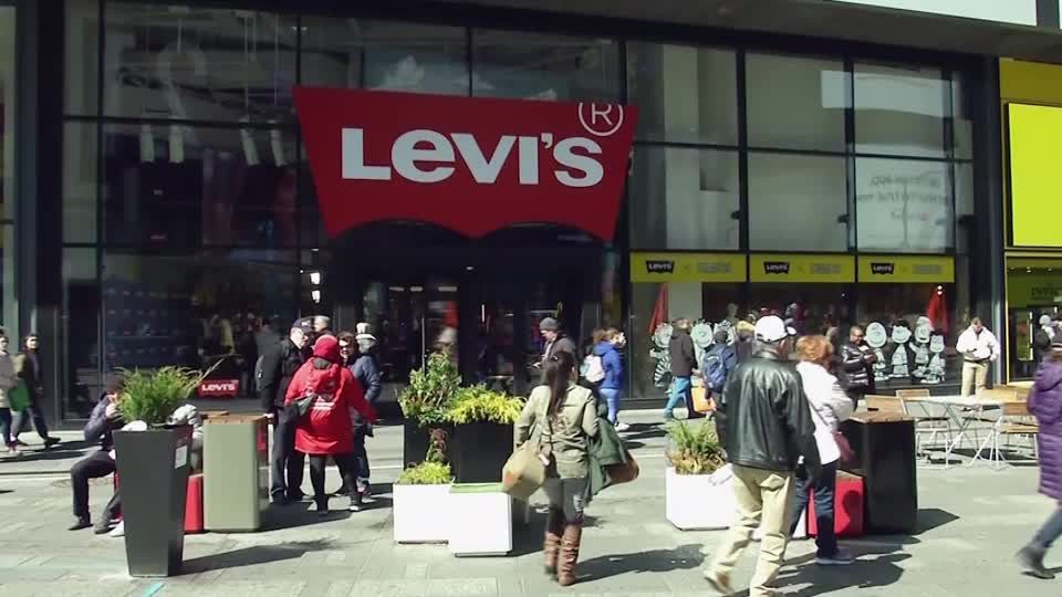 Levi Strauss slips as tariff-related costs overshadow forecast