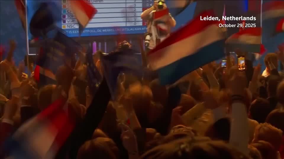 Dutch centrist party supporters cheer as exit poll puts them ahead ...