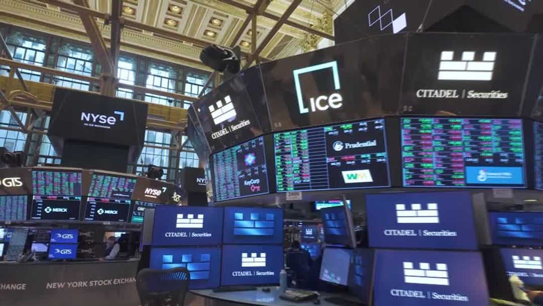 Wall Street ends mixed; traders look to Nvidia report | Reuters