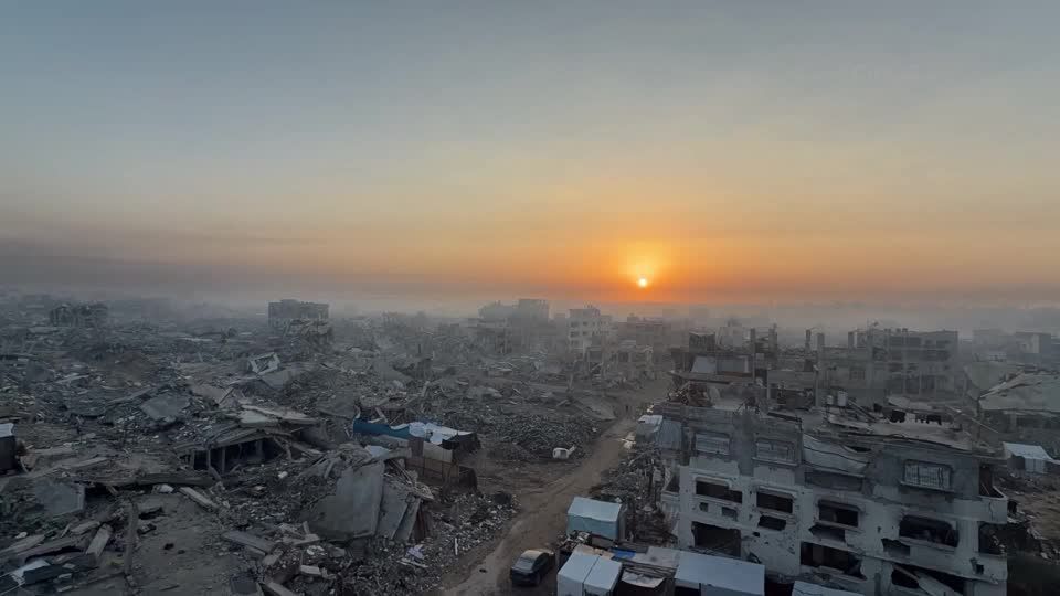 Timelapse footage shows daily life in Gaza from sunrise to sunset | Reuters