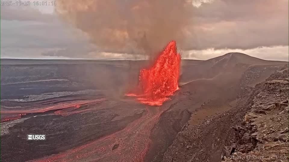 南極　火山岩　2024年 米キラウエア火山が再噴火、昨年12月以降37回目 溶岩が高さ120メートル