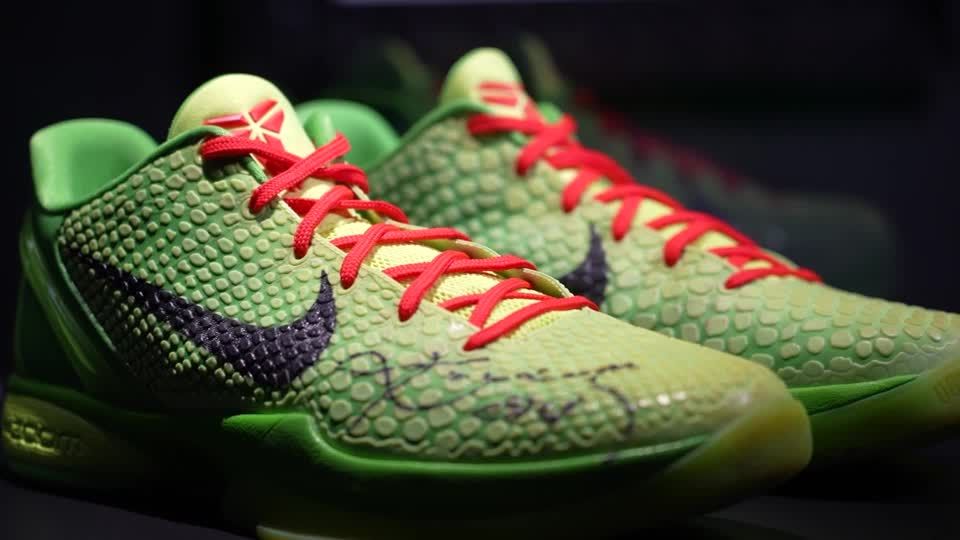 Kobe Bryant's 'Grinch' sneakers could exceed $10 million at