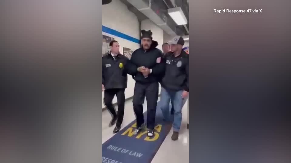 Say again? Found in Joinus Diner Yokohama Station | Facebook, image size:1080x1080