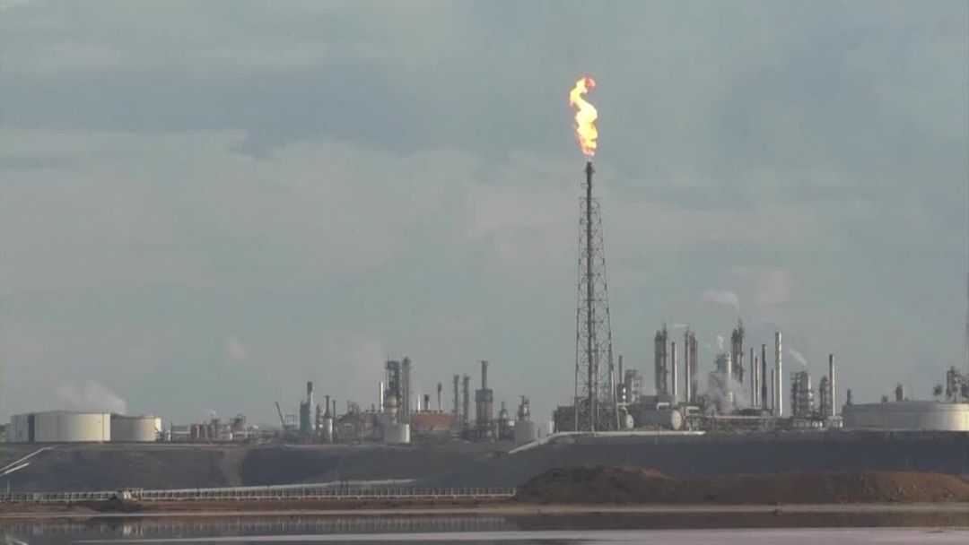 Trump urges US oil giants to repair Venezuela's 'rotting' energy ...