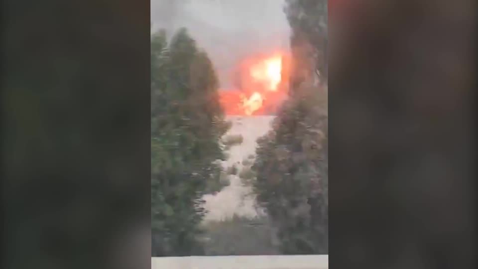 Israeli strike sets Iran's South Pars gas field ablaze | ロイター