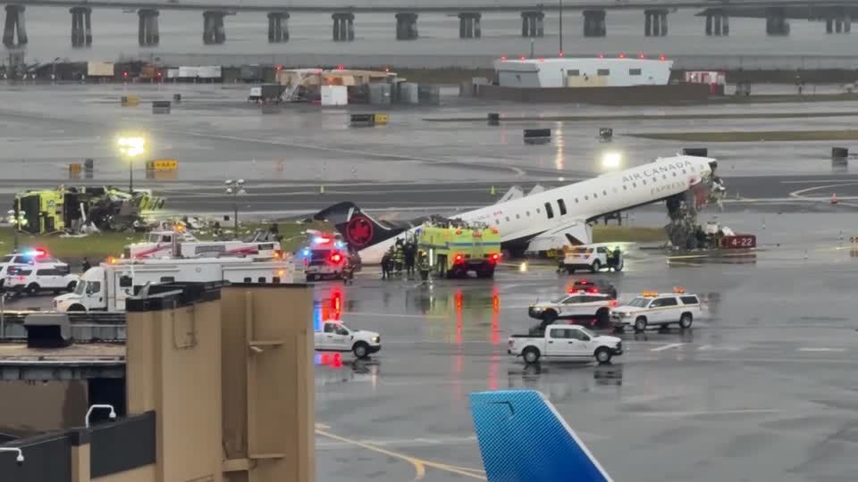 New York jet collision adds to strain at airports amid ICE deployment ...