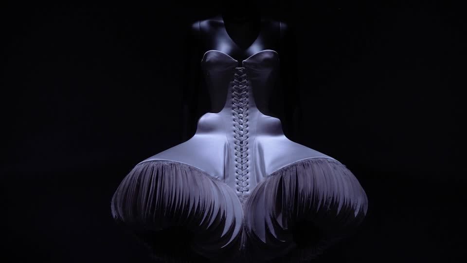 new-schiaparelli-exhibition-looks-at-how-fashion-becomes-art-reuters