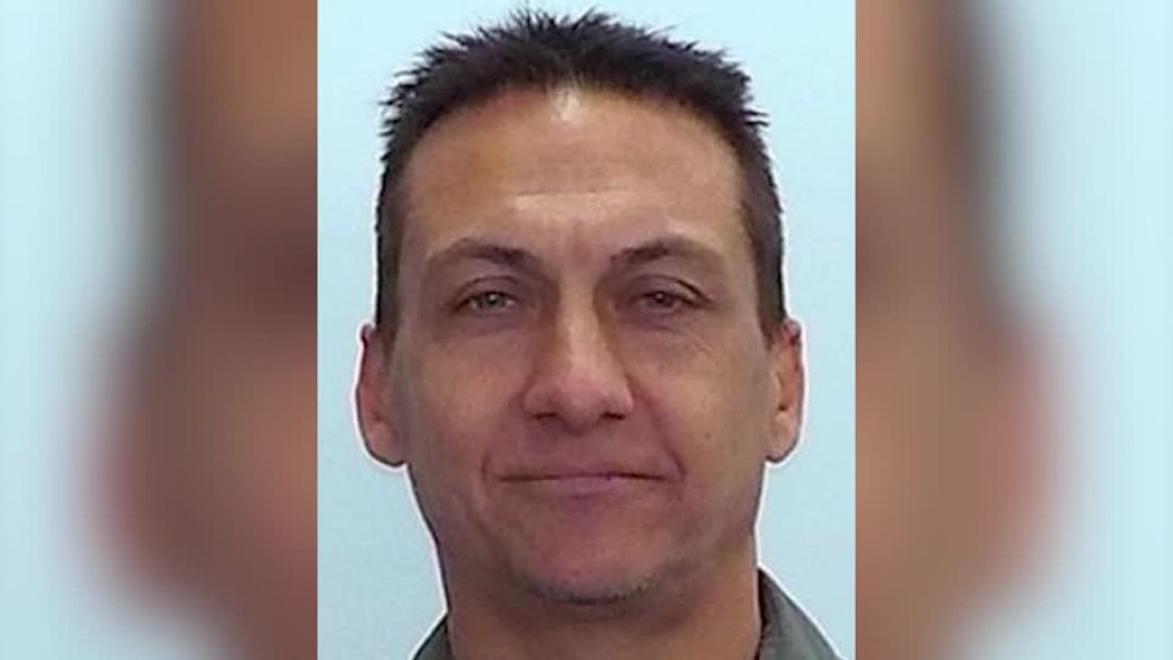 Australian police believe fugitive accused of killing two officers shot ...