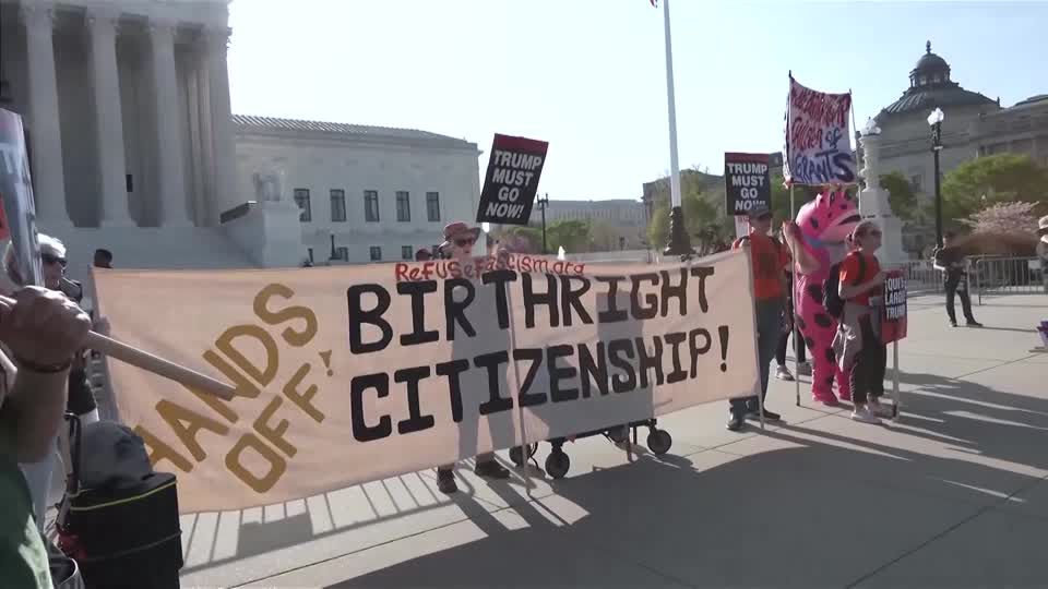Trump attends Supreme Court arguments in birthright citizenship case ...