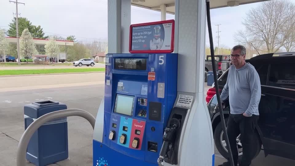 かつてガソリン高を批判した米共和党議員に特大ブーメラン、イラン戦争で高騰したまま中間選挙へ（字幕・22日）