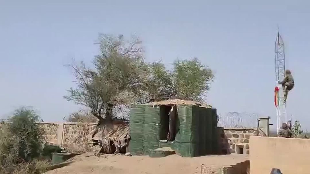 Al Qaeda-linked insurgents establish check points around capital, call ...