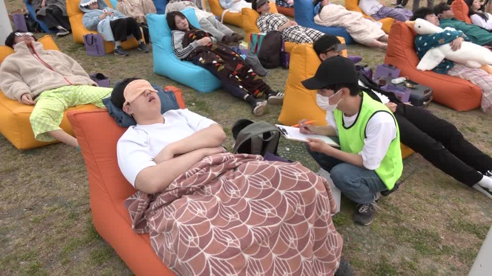 Seoul holds 'Power Nap Contest' in sleep-deprived South Korea | Reuters