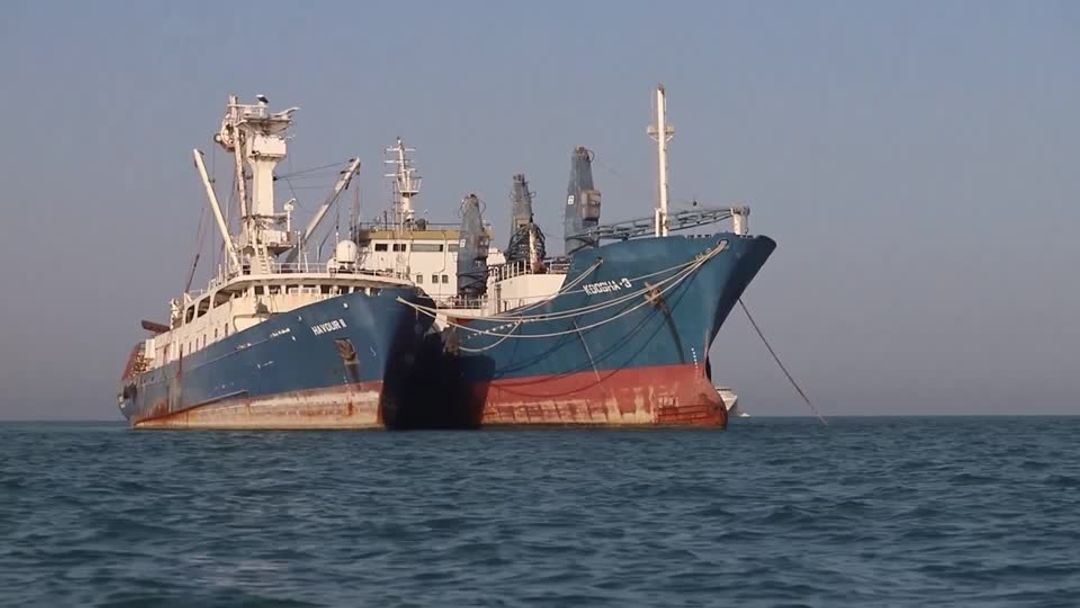 Traffic flows through Hormuz as US-Iran deal takes effect | Reuters