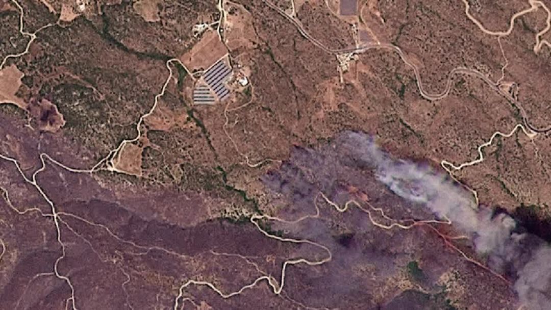 Wildfire in southern France forces 10,000 people from their homes | Reuters