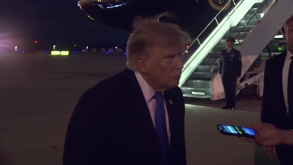米国でトランプ氏の肖像入り限定パスポート発行へ、建国250周年記念