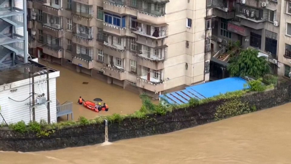 中国福建省で市街地が冠水、台風20号から変わった熱帯低気圧で（字幕
