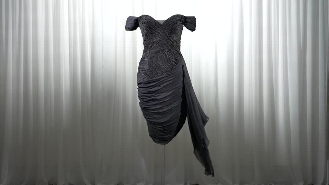 Up close and personal with Diana's 'revenge dress'