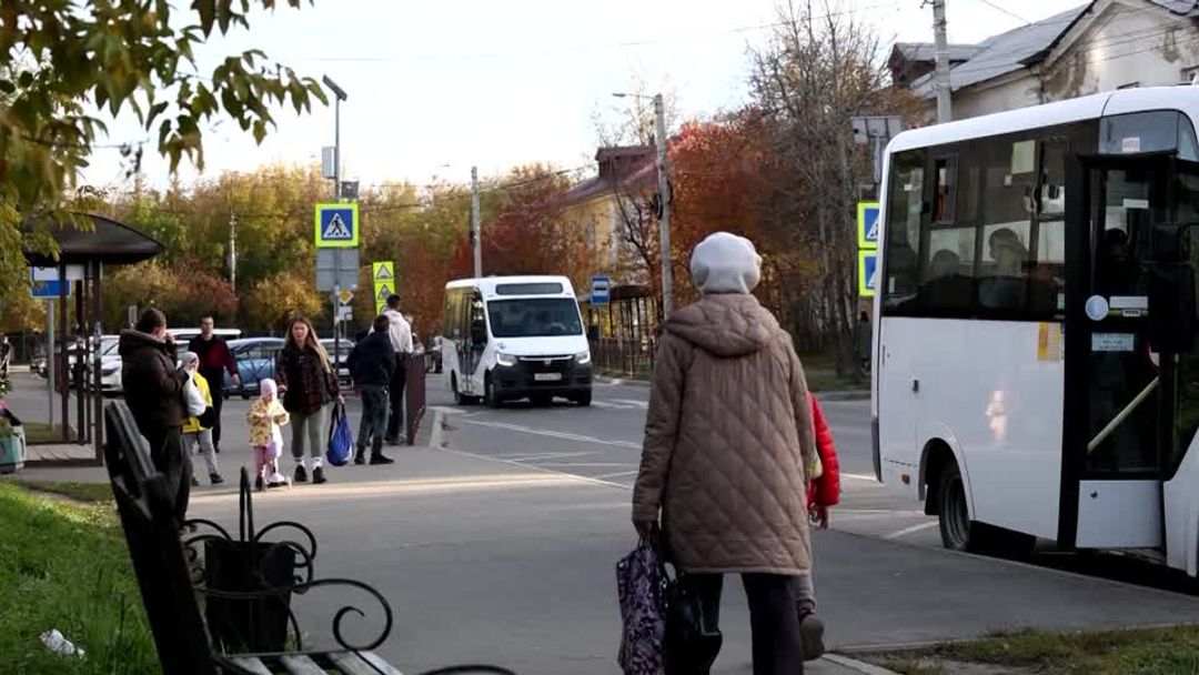 Dozens quarantined in Siberia after plague institute lab worker dies ...